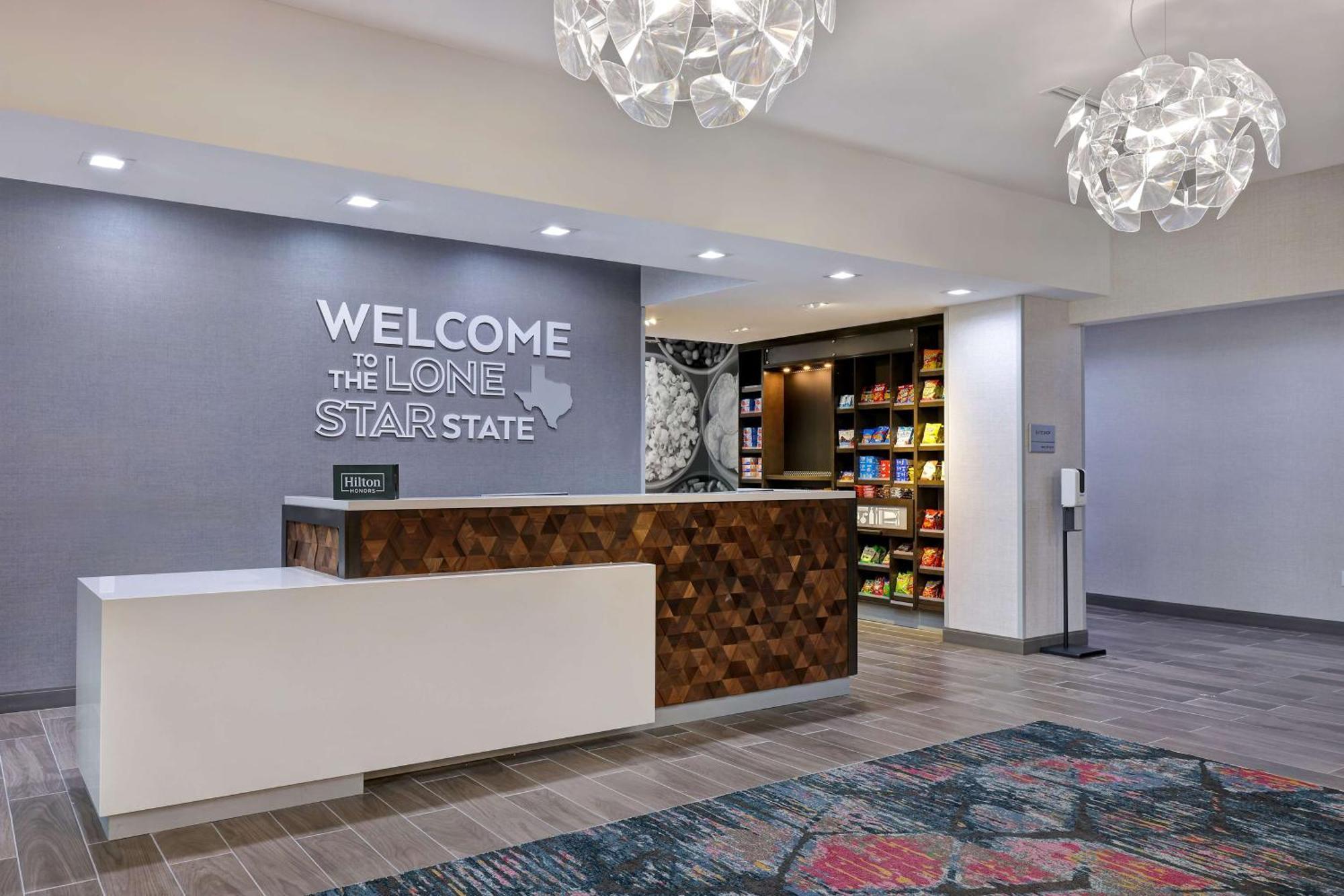 Hampton & East Beltway 8, Tx Hotel Cloverleaf